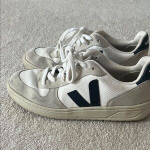 Veja White and Navy Low-Top Sneakers